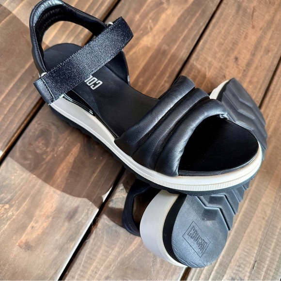 Cougar Sporty Wedge Sandals Black Quilted Nappa Leather Size 9 - Picture 3 of 7